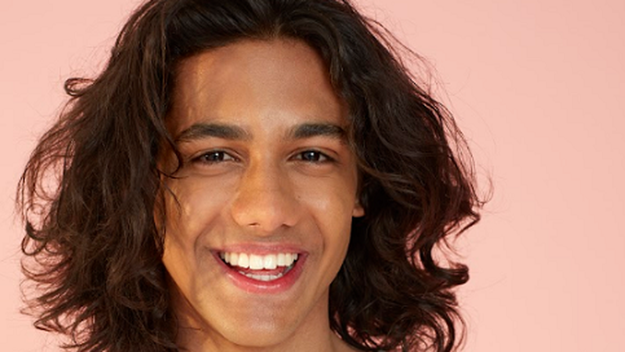 Revelação Lucas Mamede lança disco na Casa Natura