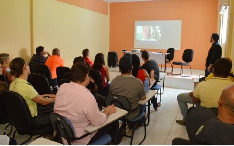 Agentes penitenciários ampliam conhecimentos com curso na Escola Penitenciária