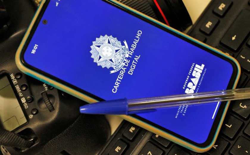 Desemprego: menor taxa da série histórica (5,8%) se reflete na queda em 18 das 27 UF e estabilidade em nove estados