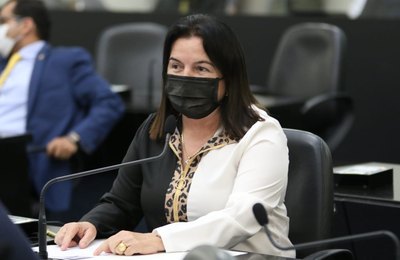 Fátima Canuto destaca ações de incentivo à economia implementadas na cidade do Pilar