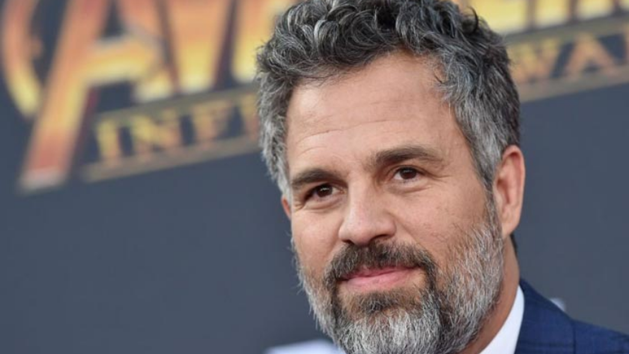 Mark Ruffalo compartilha vídeo de brasileira em incentivo ao título de eleitor