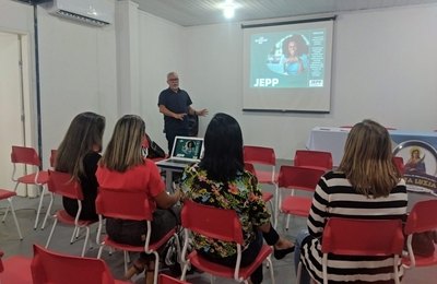 Prefeitura de Penedo e Sebrae levam educação financeira e empreendedorismo para sala de aula