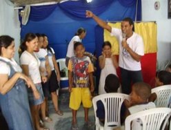 JOMIM desenvolve projeto social com crianças da Gruta