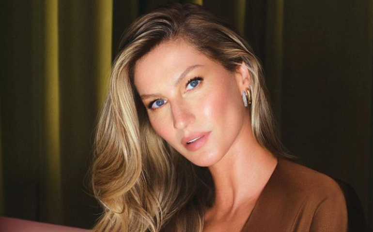 Gisele Bündchen avisou Tom Brady de gravidez antes de notícia vazar, diz site