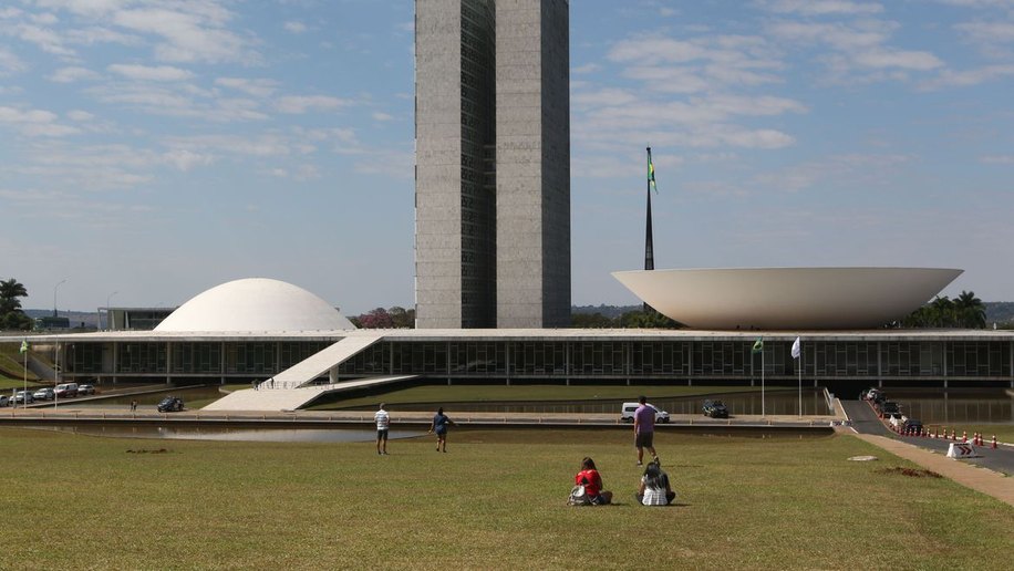Ministros nomeados por Lula abrem 13 vagas no Congresso Nacional