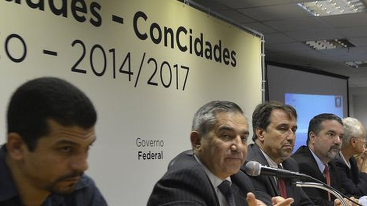‘Derrota não nos abate’, diz ministro sobre rejeição de decreto presidencial