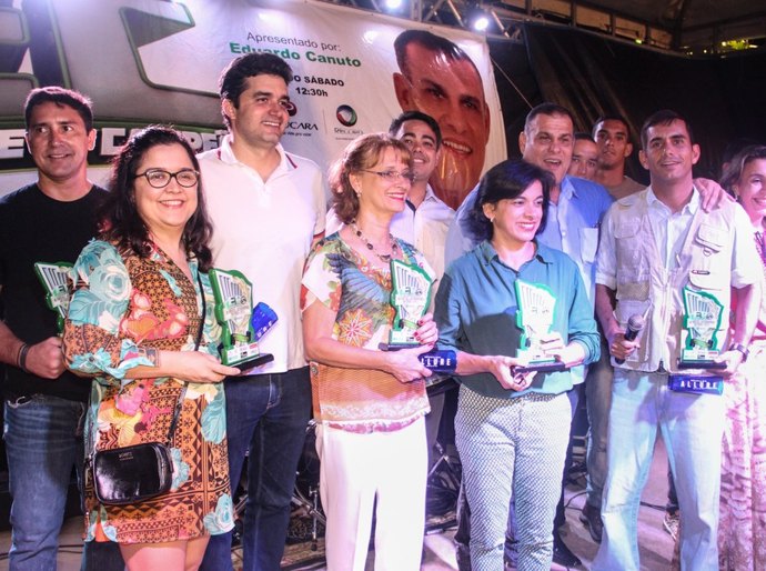 Rui Palmeira recebe homenagem por ações em prol do esporte