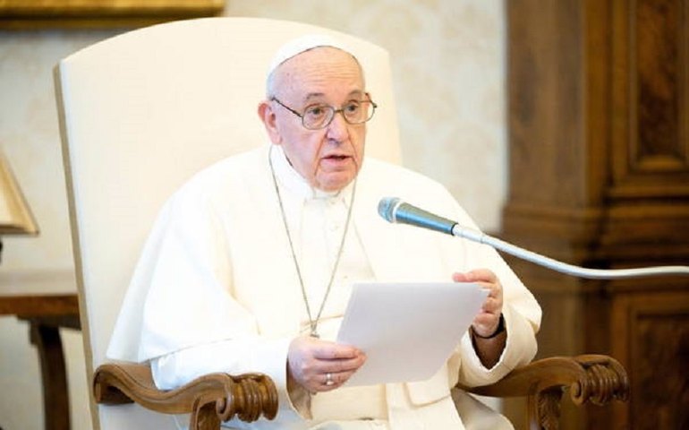 Papa Francisco pede que planejamento econômico pós pandemia envolva pobres