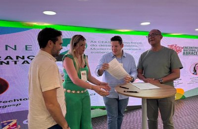 Ideral firma parceria para implantação de sistema inovador no Ceasa Alagoas durante encontro nacional