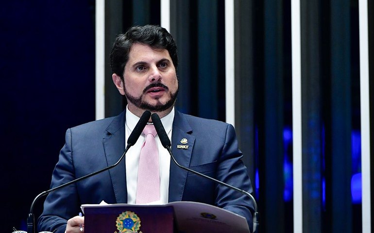 Marcos do Val destaca aprovação do marco temporal pela CCJ e critica STF