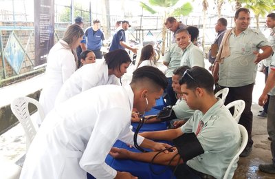 Rodoviários recebem dicas de saúde e educação no trânsito