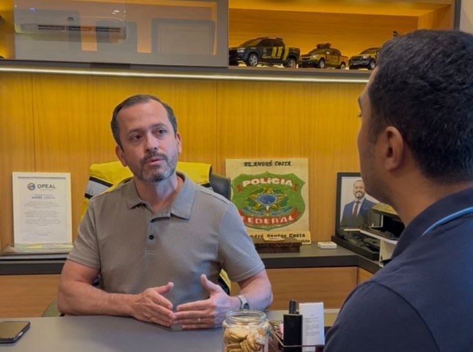 Vereador David do Emprego reforça transparência e combate à “indústria de multas” durante visita ao DMTT