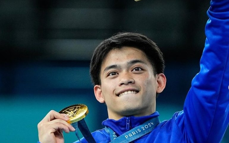 Bicampeão na Olimpíada de Paris, ginasta filipino ganha refeições grátis pelo resto da vida