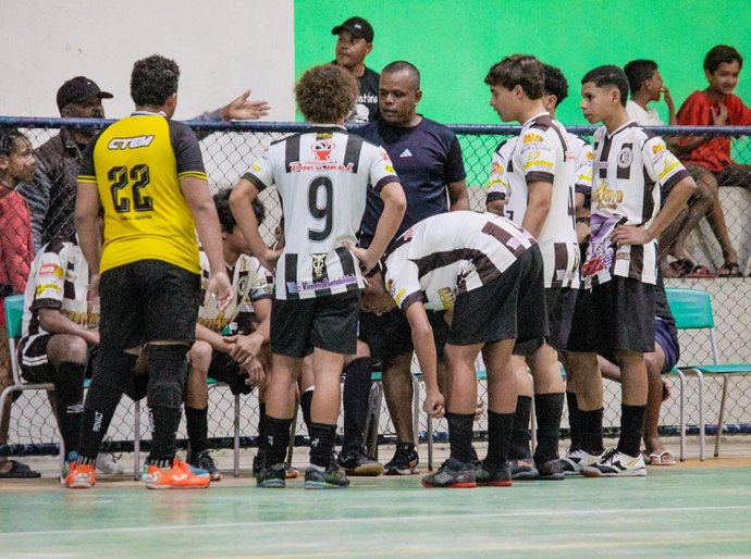 Semifinais definem finalistas da II Taça Palmeira de Futsal; decisões acontecem nesta quinta (6)