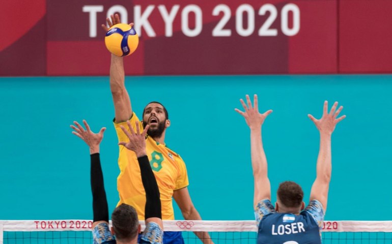 Argentina perde para França e enfrentará o Brasil na disputa pelo bronze no vôlei