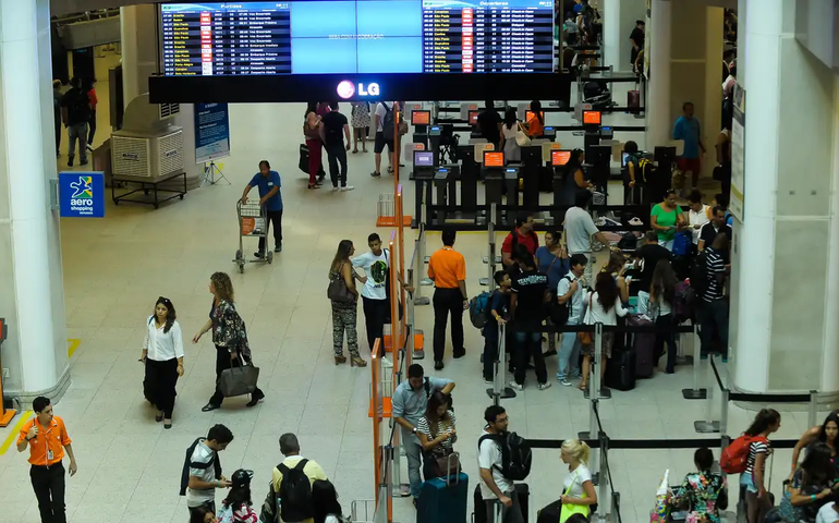 Internacional: aeroporto de Porto Príncipe, no Haiti, é reaberto