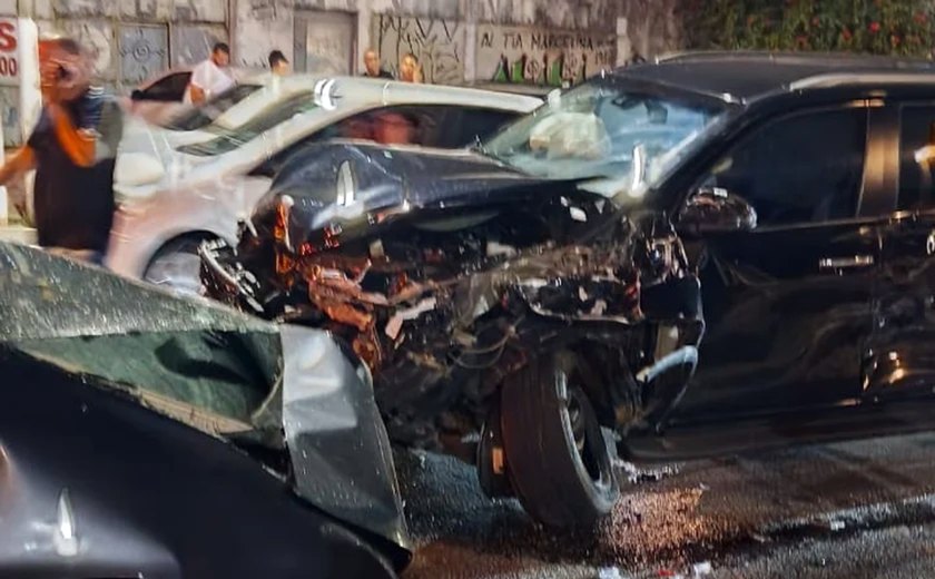 Deputado Breno Albuquerque foi preso em flagrante após acidente em Maceió; PM's apontaram embriaguez e defesa pediu segredo de justiça
