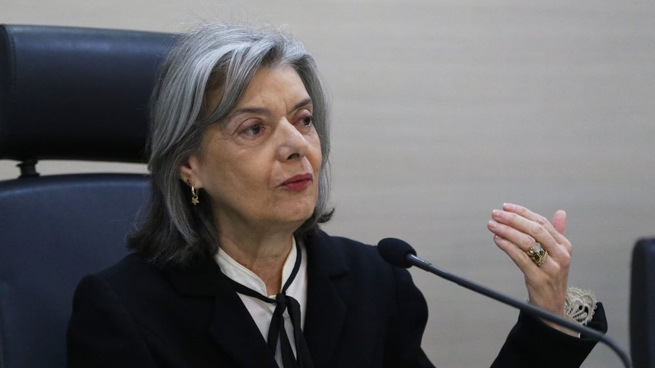 STF tem 4 votos para tornar réus 200 denunciados por atos golpistas