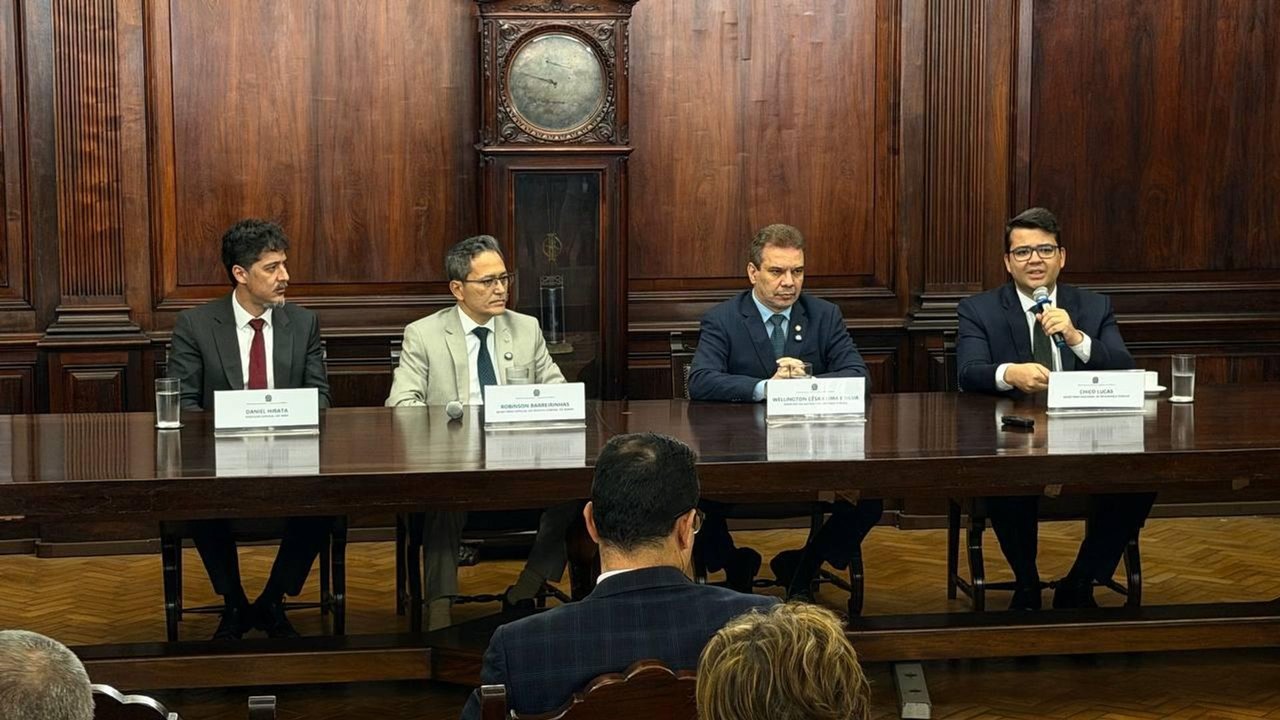 Brasil aumenta cerco a comércio irregular de celulares; Receita anuncia inclusão do IMEI na nota fiscal