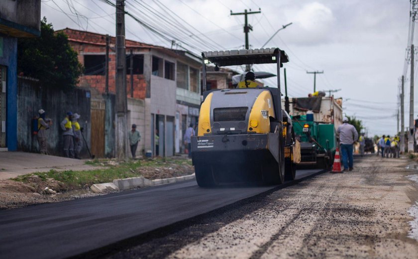 Após mais de 35 anos de espera, moradores do Gama Lins comemoram chegada de pavimentação e obras estruturantes