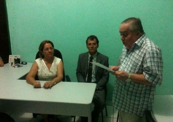 Geralda Ferro toma posse como prefeita em Estrela de Alagoas