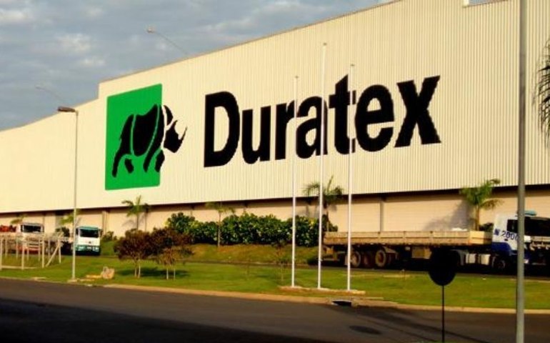 Duratex diz que unidade de Agudos foi atingida por incêndio