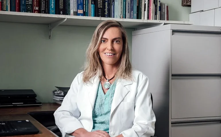 Polilaminina: pesquisadora admite falhas em estudo publicado e afirma que pesquisa terá nova versão