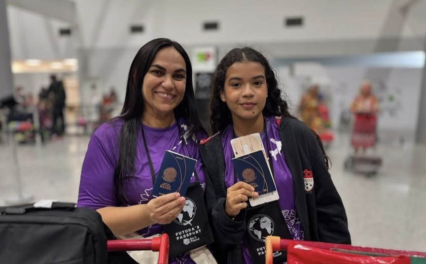 Em uma iniciativa inédita, professora e aluna de Novo Lino participam de intercâmbio na Inglaterra