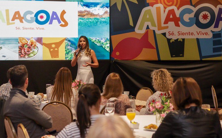 Turismo promove café da manhã e capacita 100 agentes de viagens, em Buenos Aires