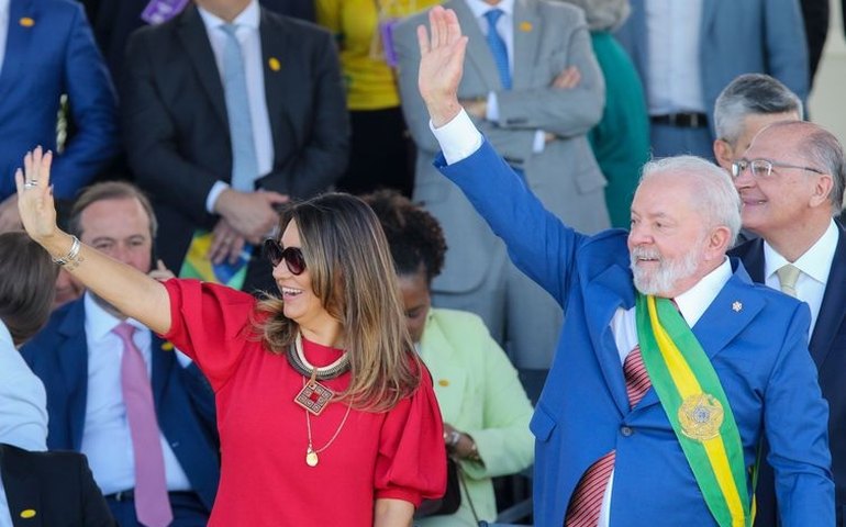 Lula embarca para Nova Déli para participar da Cúpula do G20 