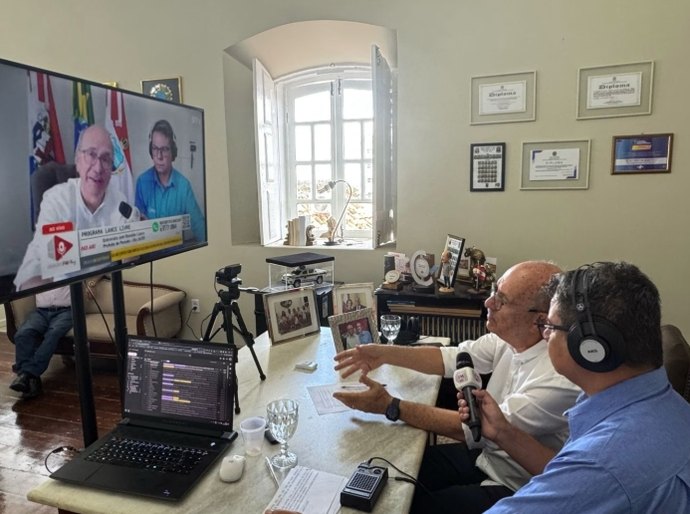 Prefeito de Penedo anuncia novidades sobre saúde, educação, obras e esporte em entrevista à rádio Penedo FM