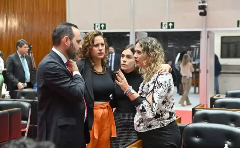 Polícia prende investigado por ameaças de 'estupro corretivo' contra três deputada estaduais