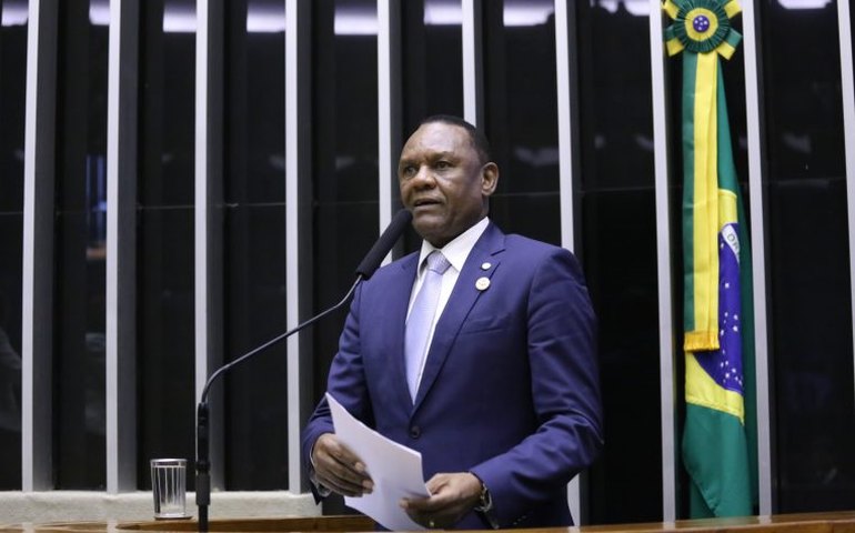 Comissão aprova inclusão de estelionato contra idosos ou pessoas vulneráveis na lista de crimes hediondos