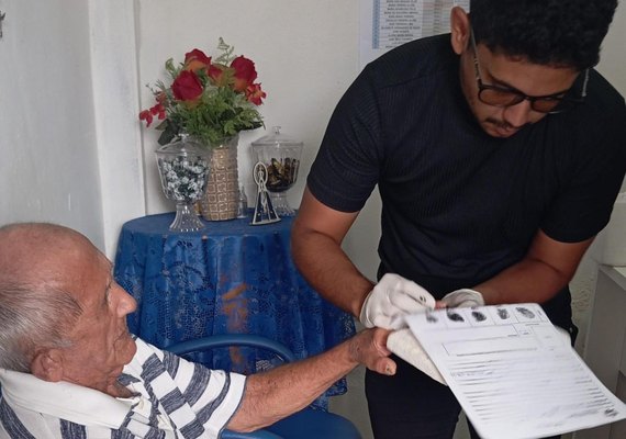 Saiba como e quem pode solicitar emissão da Carteira de Identidade em domicilio