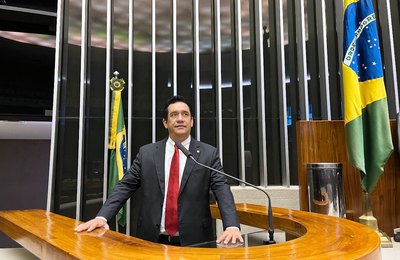 Severino Pessoa defende aprovação de PEC que transfere terrenos da Marinha a estados e municípios 