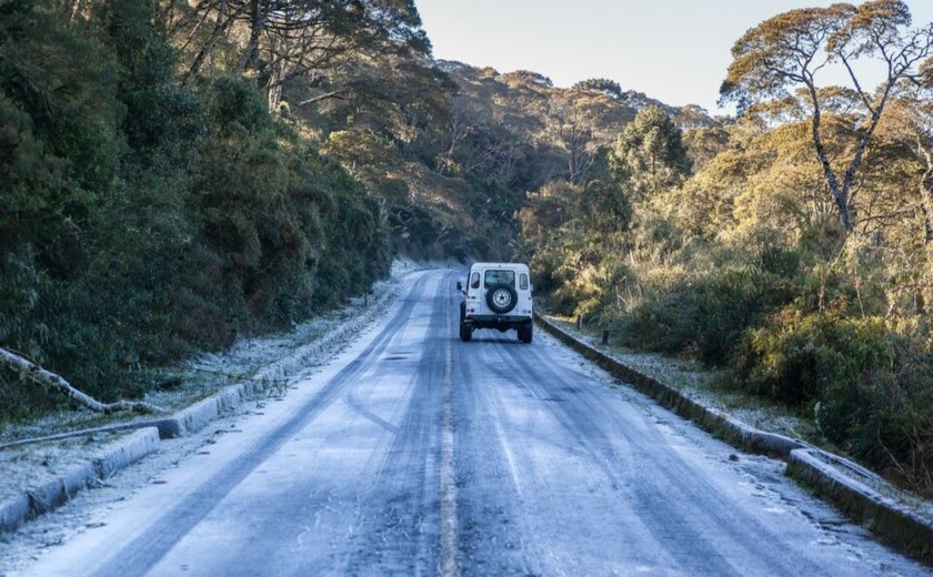 Lugares com neve no Brasil para curtir com seu amor