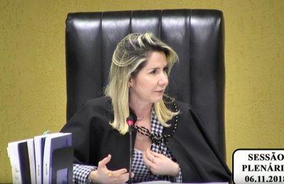 TCE aprova minuta do projeto de reposição dos servidores para encaminhar ao Legislativo