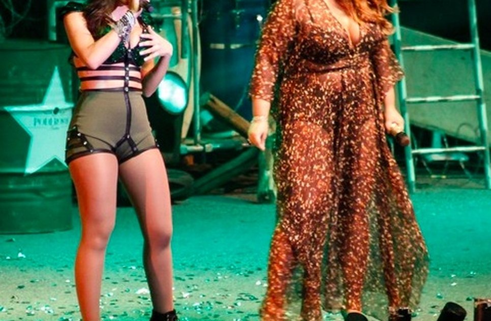 Anitta- preta gil
