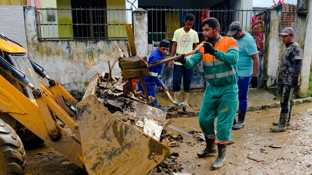 Em tempo recorde, prefeitura de São José da Laje restabelece fornecimento de água e energia