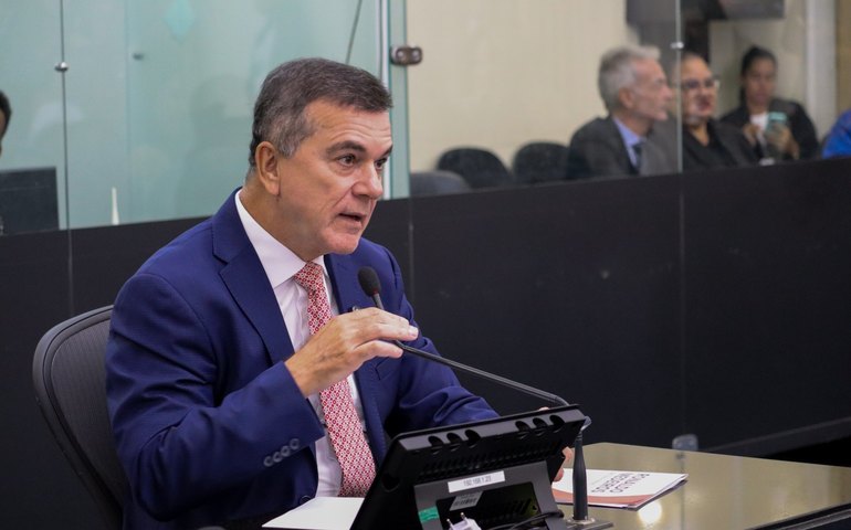 Proposta por Ronaldo Medeiros, Assembleia realiza sessão especial sobre combate ao abuso de crianças e Adolescentes