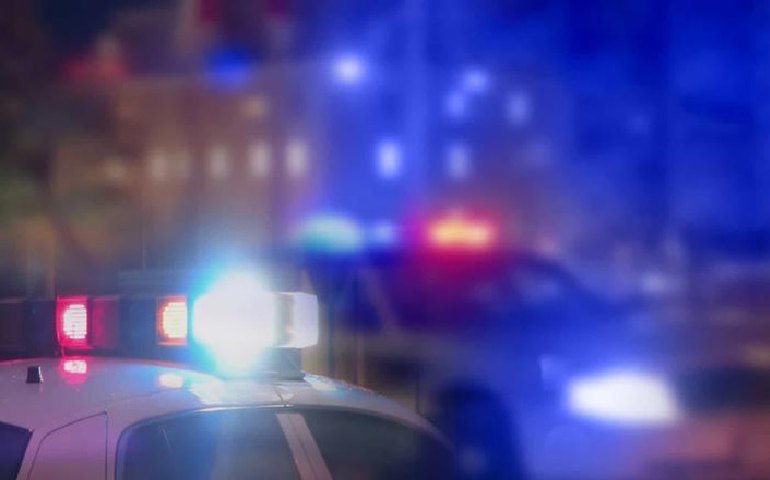 Policiais agridem homem negro imobilizado em abordagem em Carapicuíba