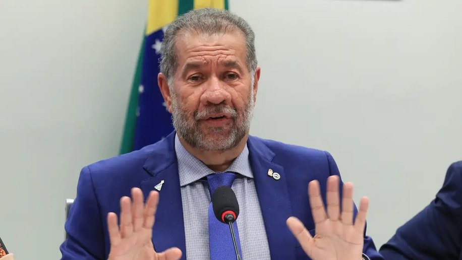 Lupi diz que é difícil calcular quantos tiveram descontos irregulares