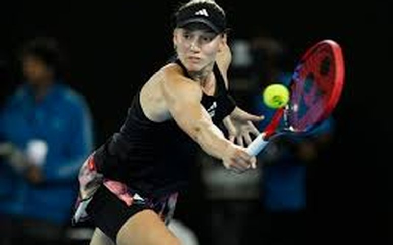 Rybakina salva 2 match points em Madri, desencanta contra Putintseva e fará 6ª semifinal no ano