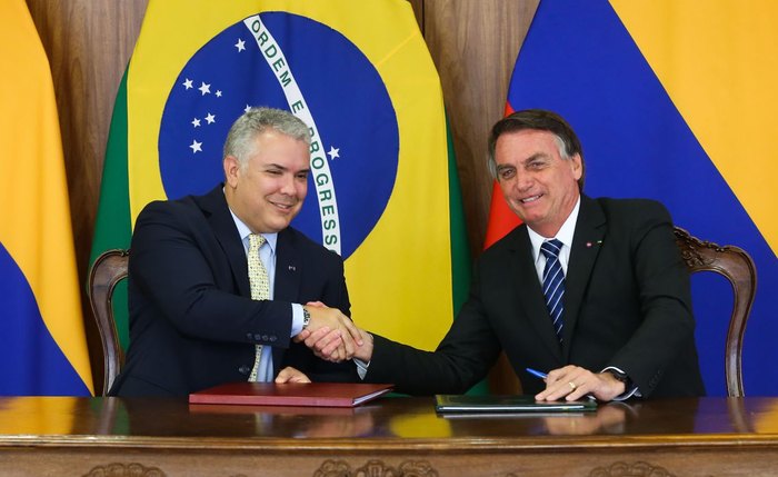 Presidentes Bolsonaro e Iván Duque se reúnem em Brasília