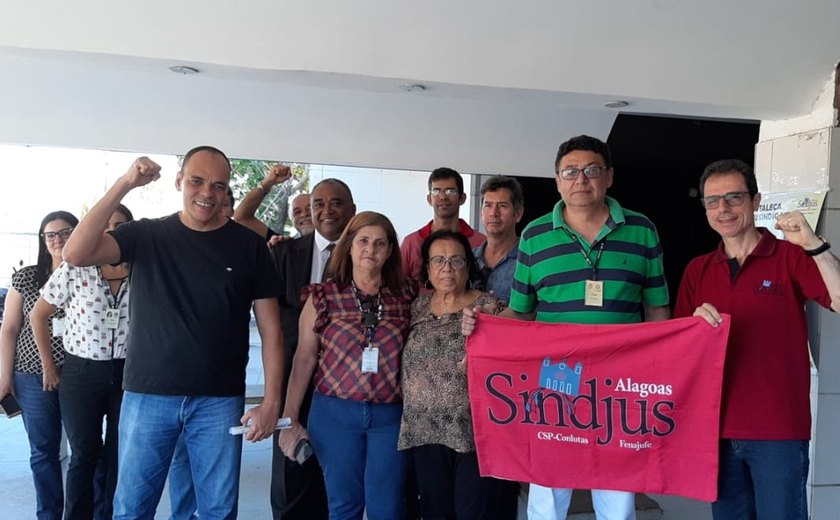 Servidores do Judiciário Federal de Alagoas decidem aderir à greve geral no dia 14