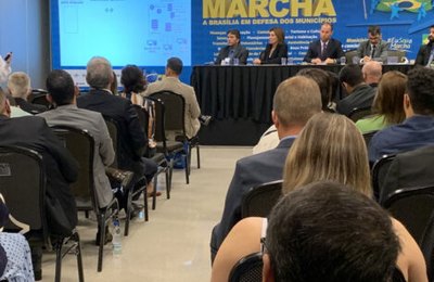 Como ter sucesso ao implantar o eSocial foi tema de painel técnico