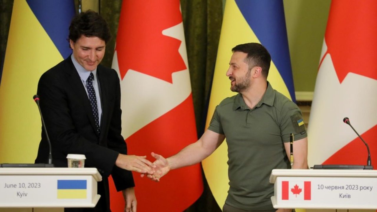 Trudeau promete apoio à Ucrânia e punição à Rússia