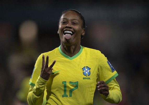 Com show de Ary Borges, Brasil faz 4 a 0 no Panamá em estreia na Copa