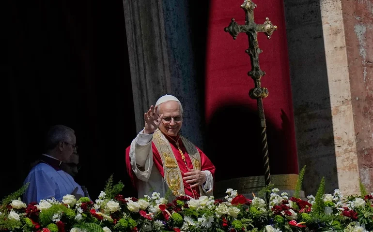 Polícia dos EUA investiga ameaça de bomba em casa do irmão do papa Leão XIV