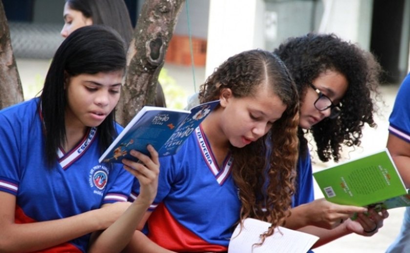 Seduc promove Dia D da Leitura com alunos de escolas estaduais